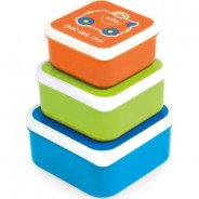 Trzy kolorowe pojemniki śniadaniowe dla dziecka do szkoły i przedszkola.