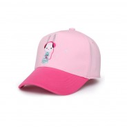 Różowa czapka z daszkiem dla dziewczynki z uroczym króliczkiem.