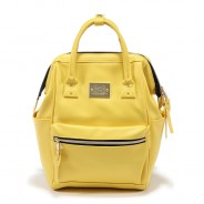 Żółty plecak dla kobiet w licznymi przegrodami od marki La Millou.