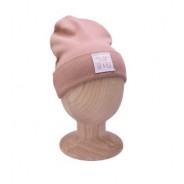 Bawełniana czapka dziecięca w kolorze pudrowego różu.