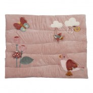 Różowa mata edukacyjna dla niemowląt z uroczymi motylkami i ptaszkami.