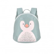 Mały uroczy plecaczek dla przedszkolaka w kształcie pingwinka.