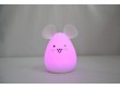 Świecąca na różowo myszka wykonana z bezpiecznego silikonu.