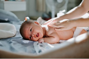 W czym kąpać noworodka? Najlepsze kosmetyki do kąpieli noworodków